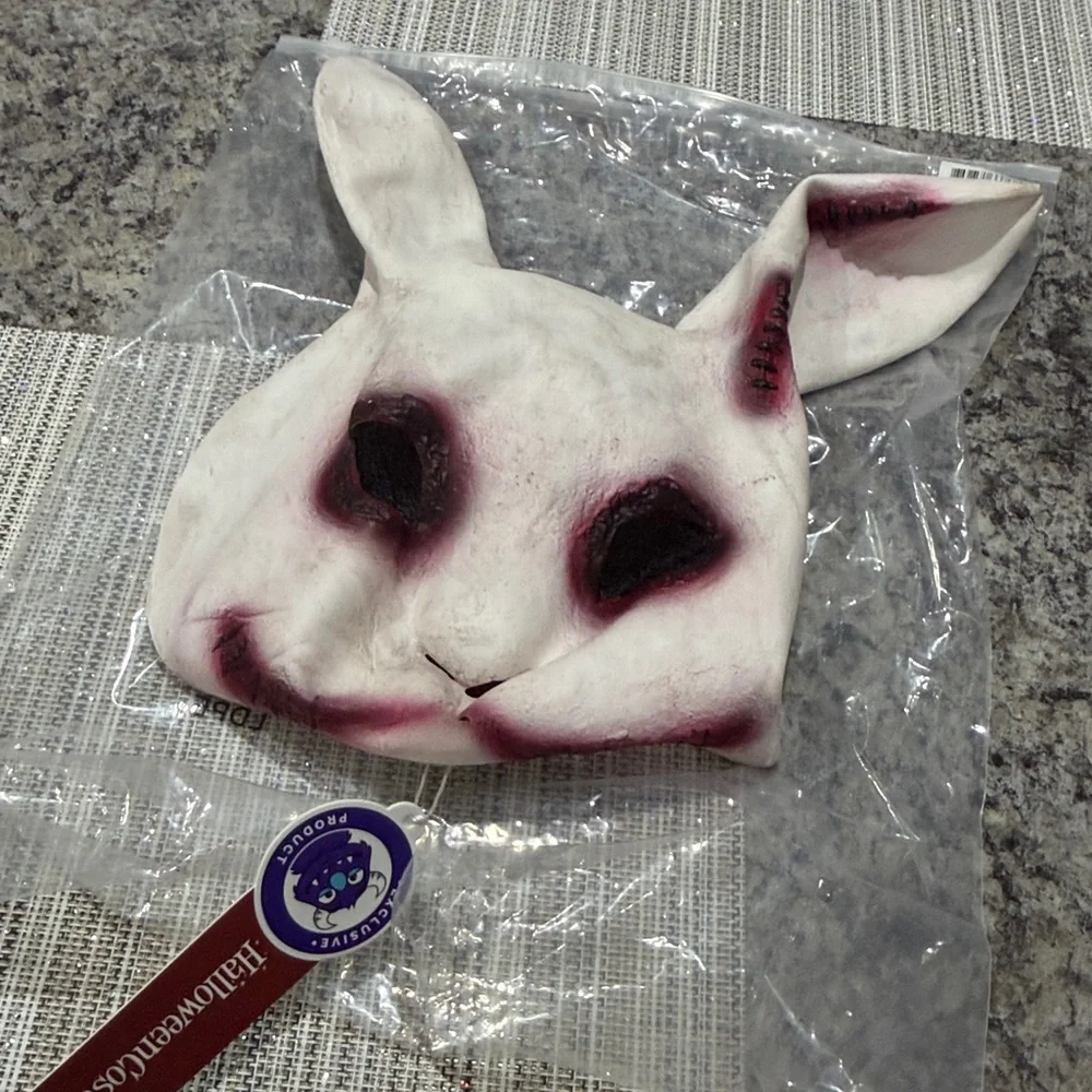 Scary Wicked Rabbit Adult Unisex Mask Halloween Costume Horror Cosplay NWT